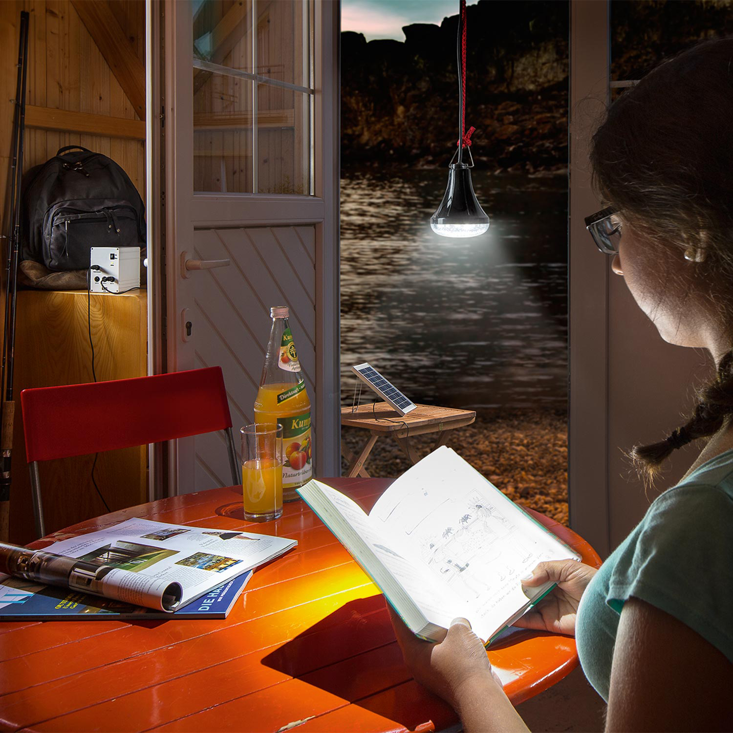 Solar System mit LED Lampe Laderegler Handyladegerät Beleuchtung